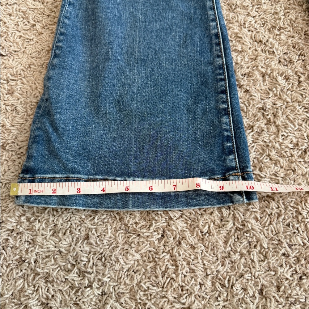 American Eagle Super Hi-Rise Flare Jeans 00 Short - Picture 6 of 8